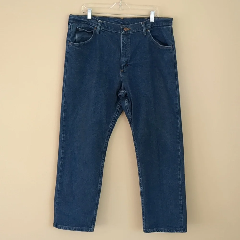 38x30 Wrangler Blue Denim Rugged Workwear Jeans Quality Basic Casual